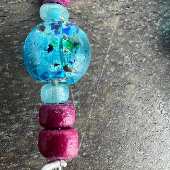 🍭6/$30 Purple and blue beaded funky dangle drop earrings on silver tone hooks - Picture 4 of 4